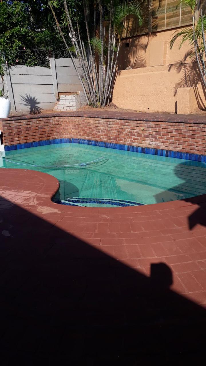 דורבן Dyna Guest House מראה חיצוני תמונה